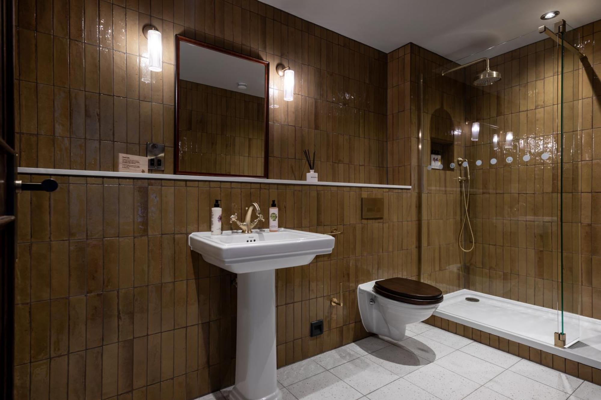 Hotel Teller'S Arms Farnham  Exteriér fotografie